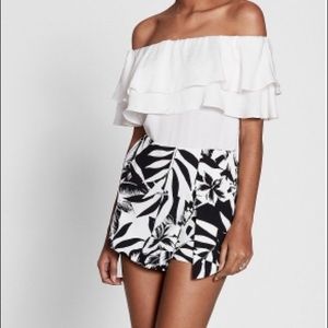 NWT Express Slit Front Skort